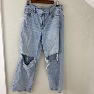 American Eagle Light Wash Stovepipe Distressed Jeans 14 Short